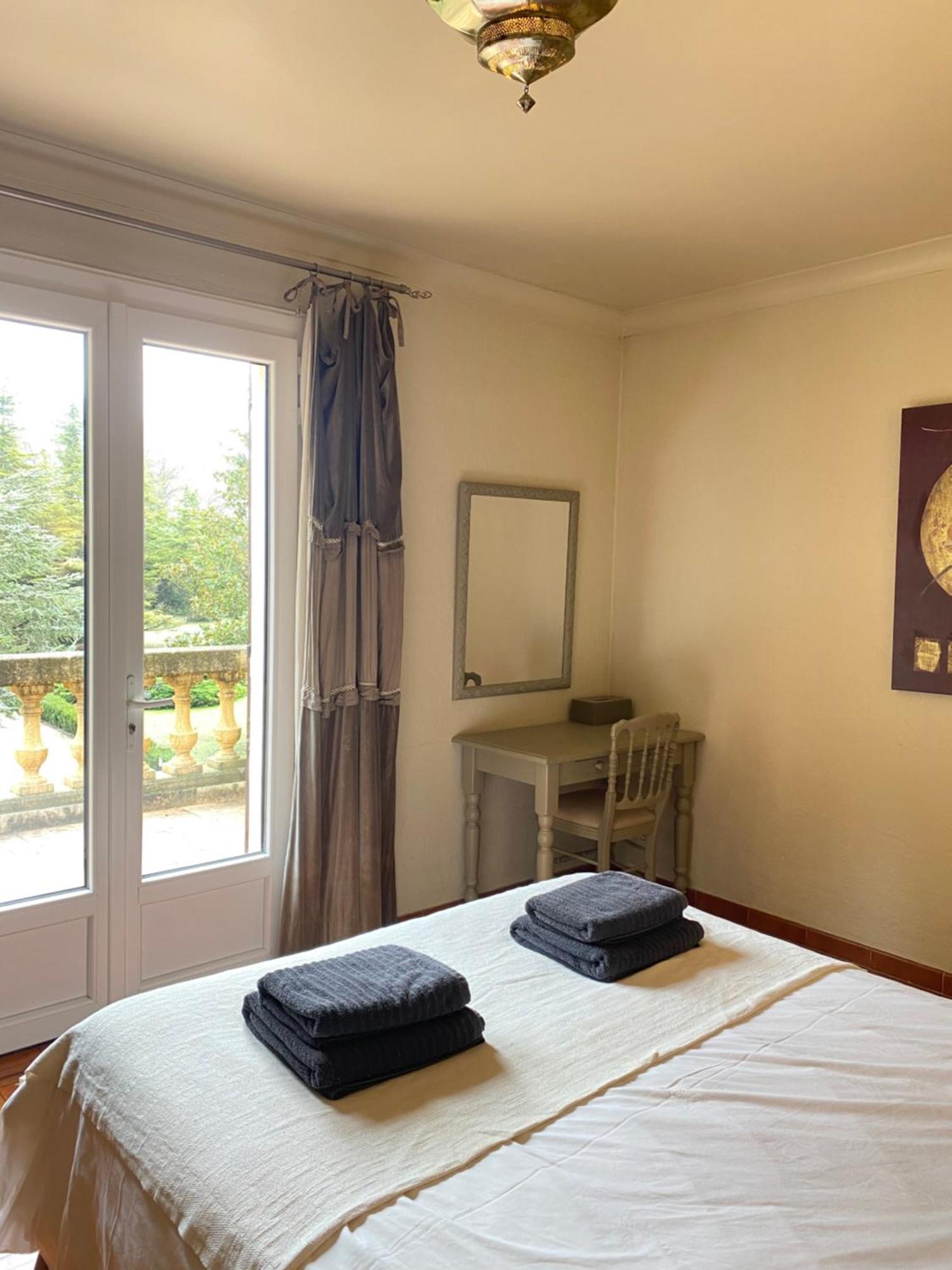 Villa Liberty Entraigues-sur-la-Sorgue Ngoại thất bức ảnh
